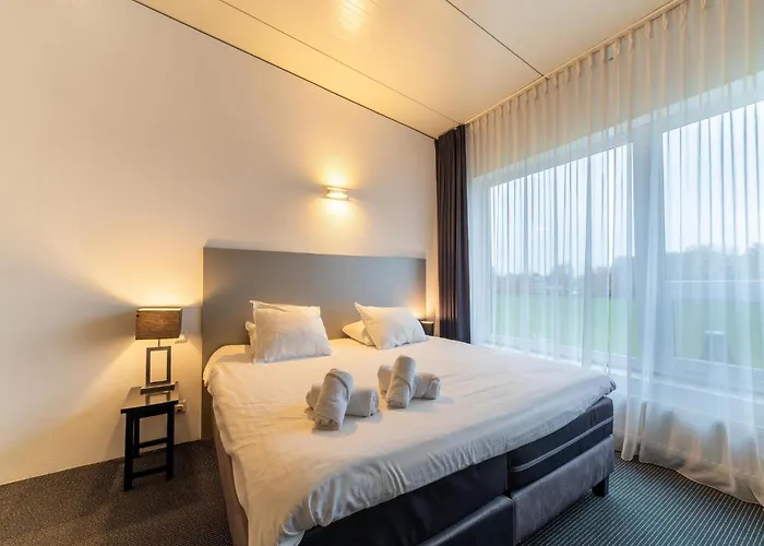 Near Airport And Paleis 't Loo Ferienhaus *