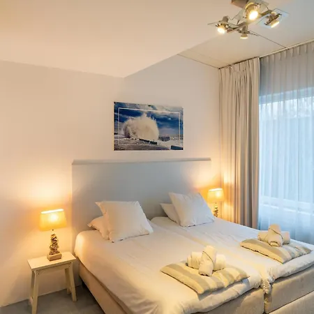 Nyaraló Near Airport And Paleis 't Loo *